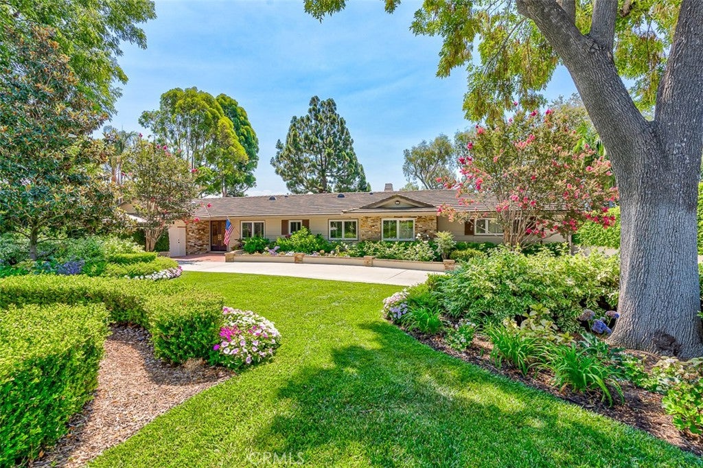 Fullerton, California, 92835, United States, 4 Bedrooms Bedrooms, ,3 BathroomsBathrooms,Residential,Active,1894565