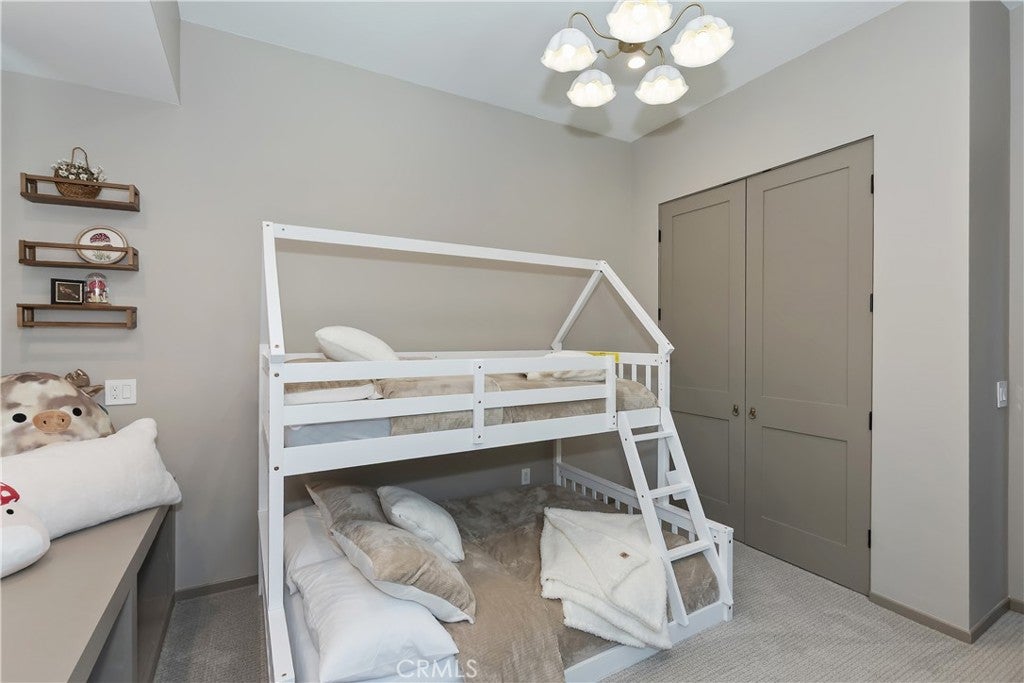 Lake Arrowhead, California, 92352, United States, 3 Bedrooms Bedrooms, ,3 BathroomsBathrooms,Residential,Active,1972160