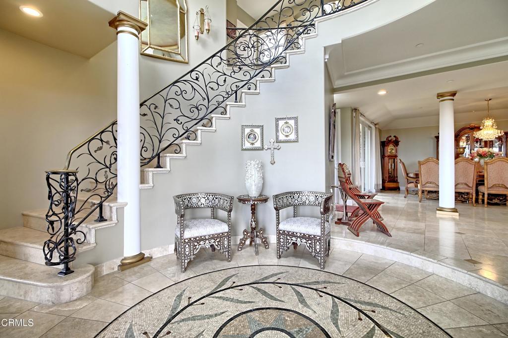 Ventura, California, 93003, United States, 4 Bedrooms Bedrooms, ,5 BathroomsBathrooms,Residential,Active,1944269