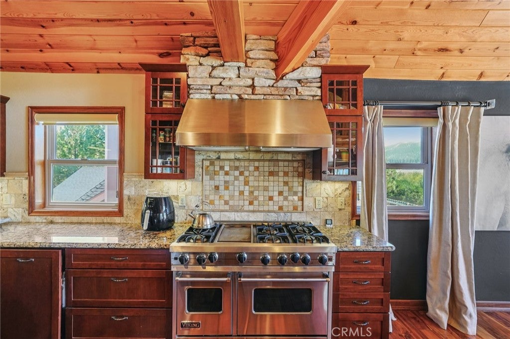 Big Bear Lake, California, 92315, United States, 6 Bedrooms Bedrooms, ,7 BathroomsBathrooms,Residential,Active,1945198