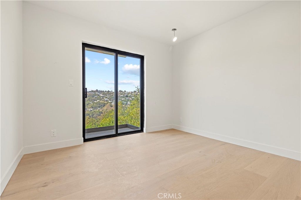 Los Angeles, California, 90046, United States, 3 Bedrooms Bedrooms, ,4 BathroomsBathrooms,Residential,Active,1862862