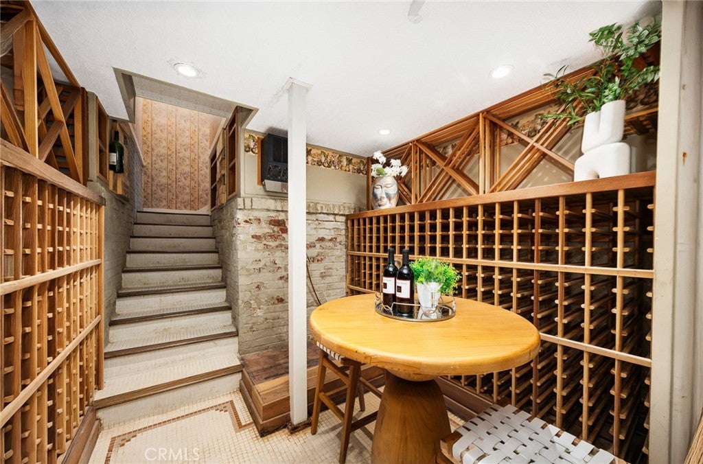 928 S El Molino Ave – image 26