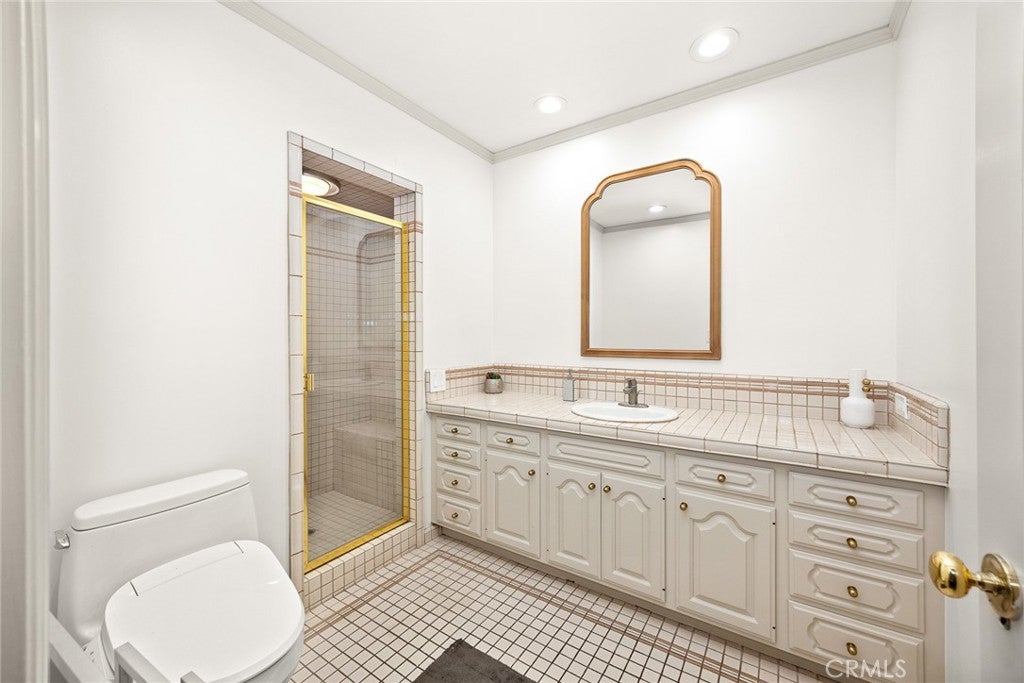 Arcadia, California, 91006, United States, 5 Bedrooms Bedrooms, ,6 BathroomsBathrooms,Residential,Active,1907985