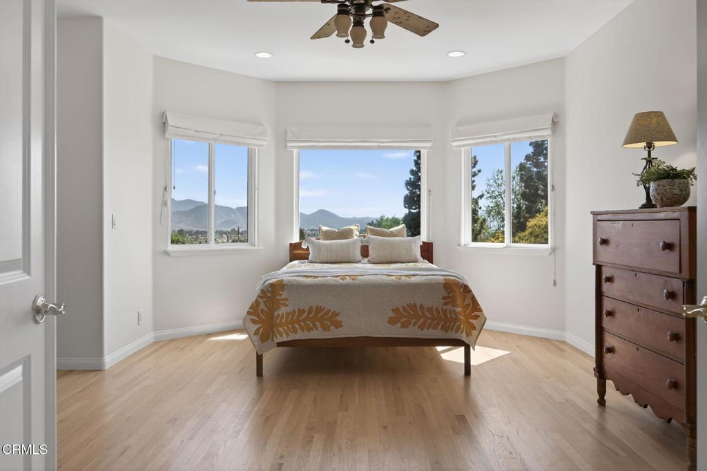 Camarillo, California, 93010, United States, 4 Bedrooms Bedrooms, ,3 BathroomsBathrooms,Residential,Active,2027321