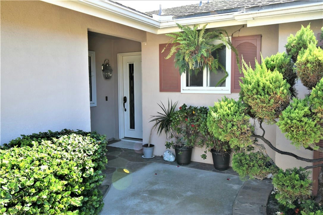 Seal Beach, California, 90740, United States, ,2 BathroomsBathrooms,Residential,Pending,1702937