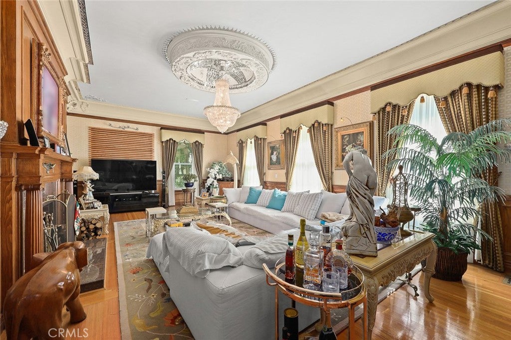 San Marino, California, 91108, United States, 6 Bedrooms Bedrooms, ,6 BathroomsBathrooms,Residential,Active,2008270