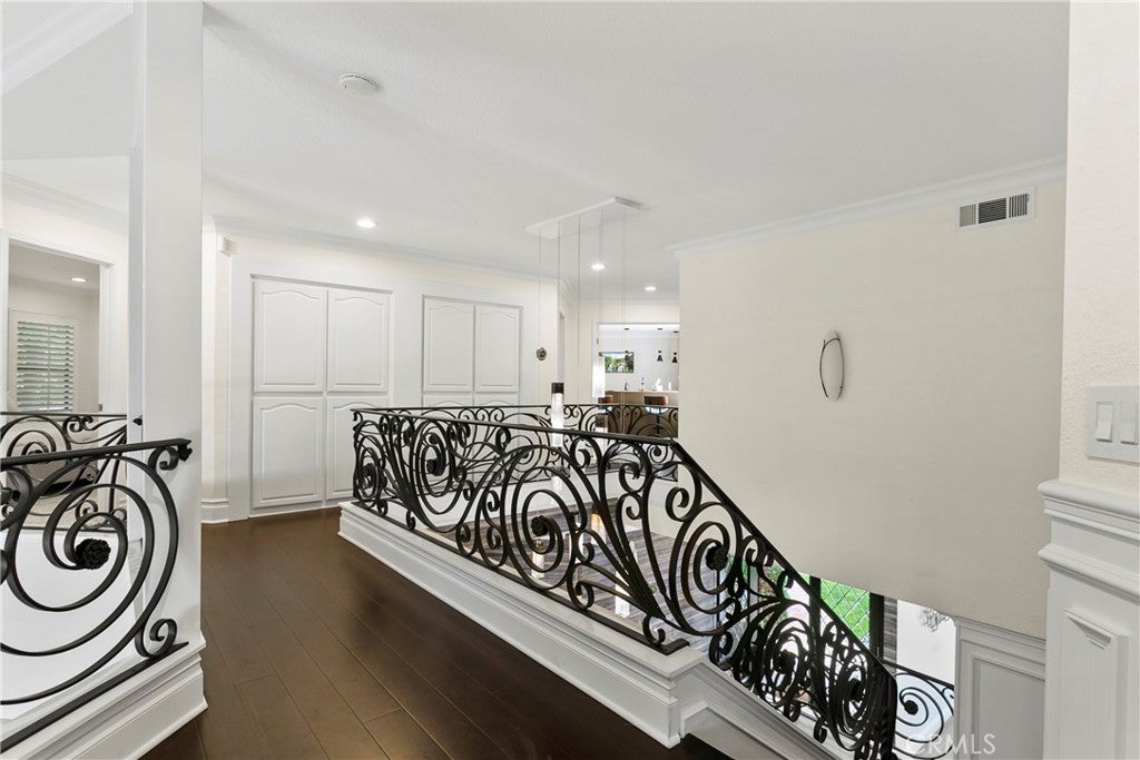 Laguna Hills, California, 92653, United States, 4 Bedrooms Bedrooms, ,3 BathroomsBathrooms,Residential,Active,1986896