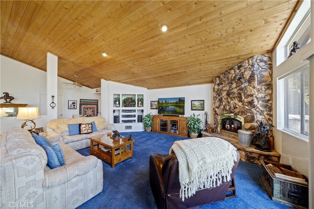 Big Bear Lake, California, 92315, United States, 4 Bedrooms Bedrooms, ,4 BathroomsBathrooms,Residential,Active,1858708