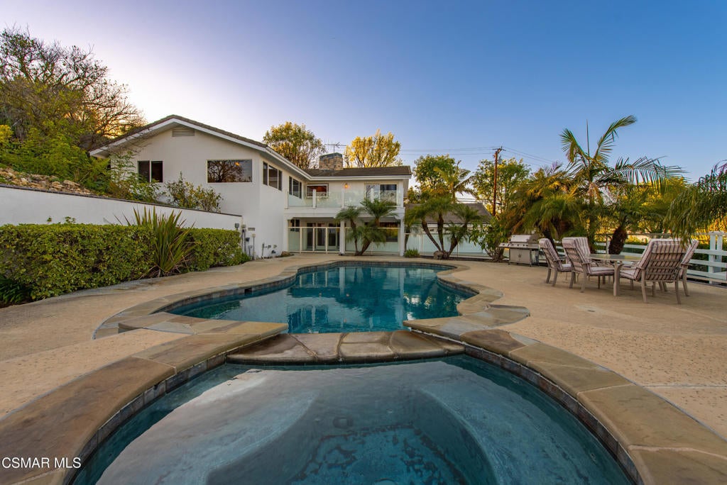 Rolling Hills Estates, California, 90274, United States, 5 Bedrooms Bedrooms, ,3 BathroomsBathrooms,Residential,Active,1944461