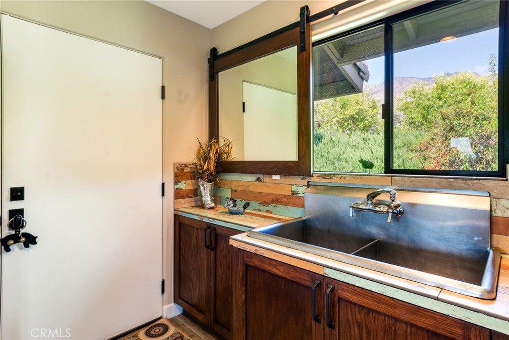 Oak Glen, California, 92399, United States, ,3 BathroomsBathrooms,Residential,Pending,1782592