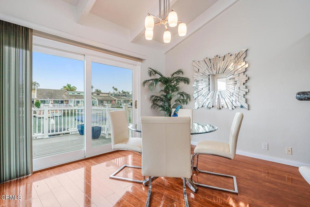 Oxnard, California, 93035, United States, 2 Bedrooms Bedrooms, ,2 BathroomsBathrooms,Residential,Active,1990634