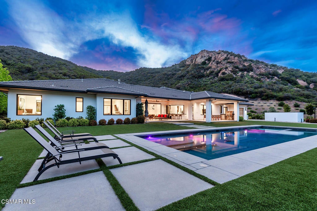 Westlake Village, California, 91361, United States, 4 Bedrooms Bedrooms, ,6 BathroomsBathrooms,Residential,Active,1989774