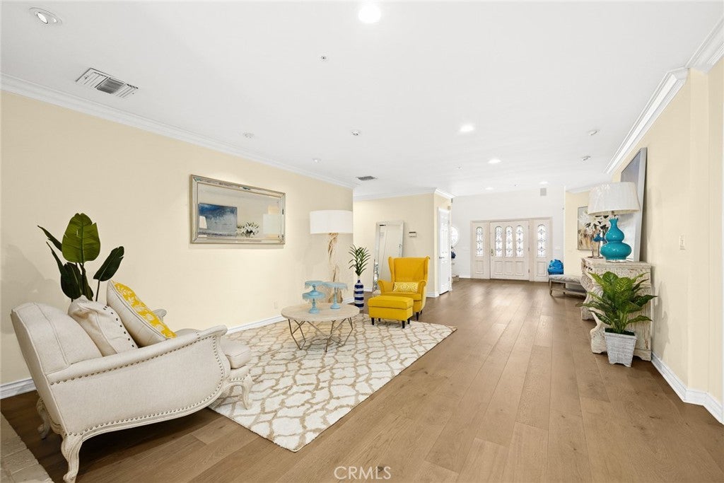 Arcadia, California, 91006, United States, 6 Bedrooms Bedrooms, ,6 BathroomsBathrooms,Residential,Active,1986863