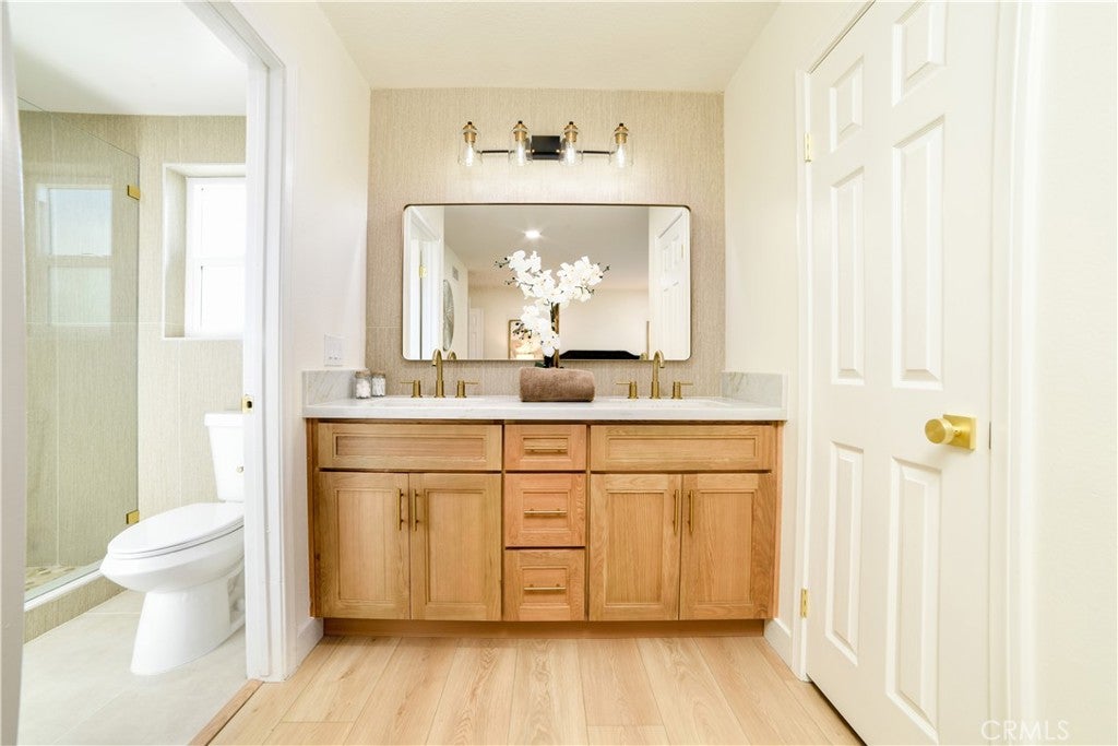 La Verne, California, 91750, United States, 3 Bedrooms Bedrooms, ,2 BathroomsBathrooms,Residential,Active,1998586