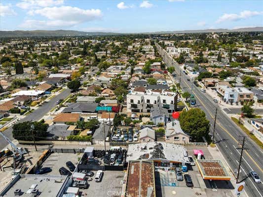 11016 OXNARD ST, NORTH HOLLYWOOD, CA 91606, photo 2 of 17