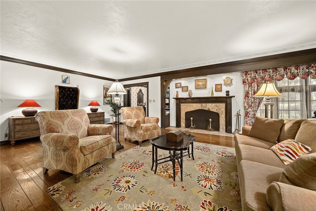 Arcadia, California, 91006, United States, 3 Bedrooms Bedrooms, ,3 BathroomsBathrooms,Residential,Active,1953414