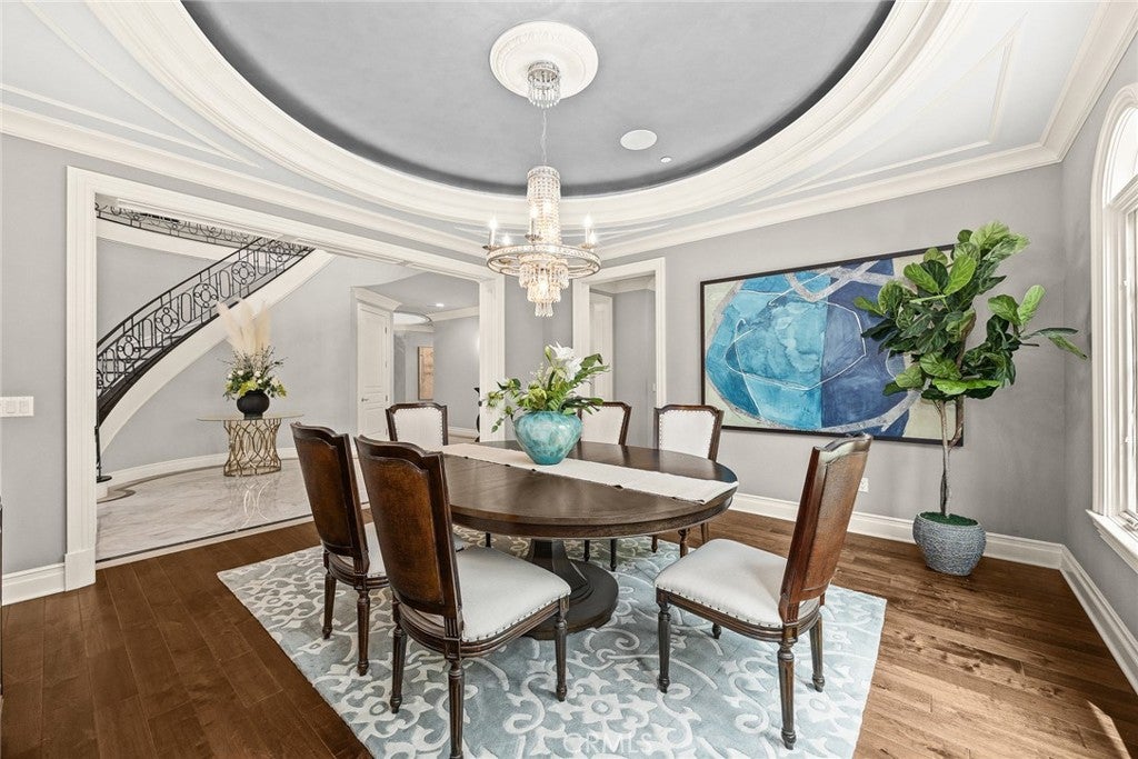 Arcadia, California, 91006, United States, 5 Bedrooms Bedrooms, ,6 BathroomsBathrooms,Residential,Active,1859344