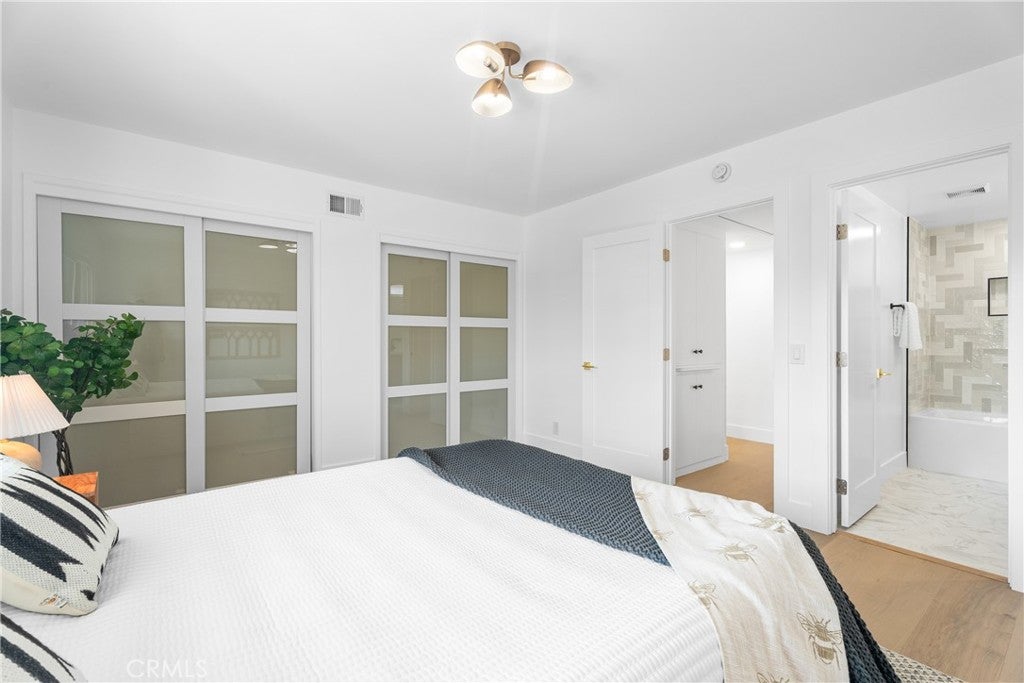 Huntington Beach, California, 92646, United States, 4 Bedrooms Bedrooms, ,5 BathroomsBathrooms,Residential,Active,1969639