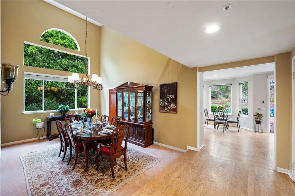 Granada Hills, California, 91344, United States, 5 Bedrooms Bedrooms, ,3 BathroomsBathrooms,Residential,Active,1952998