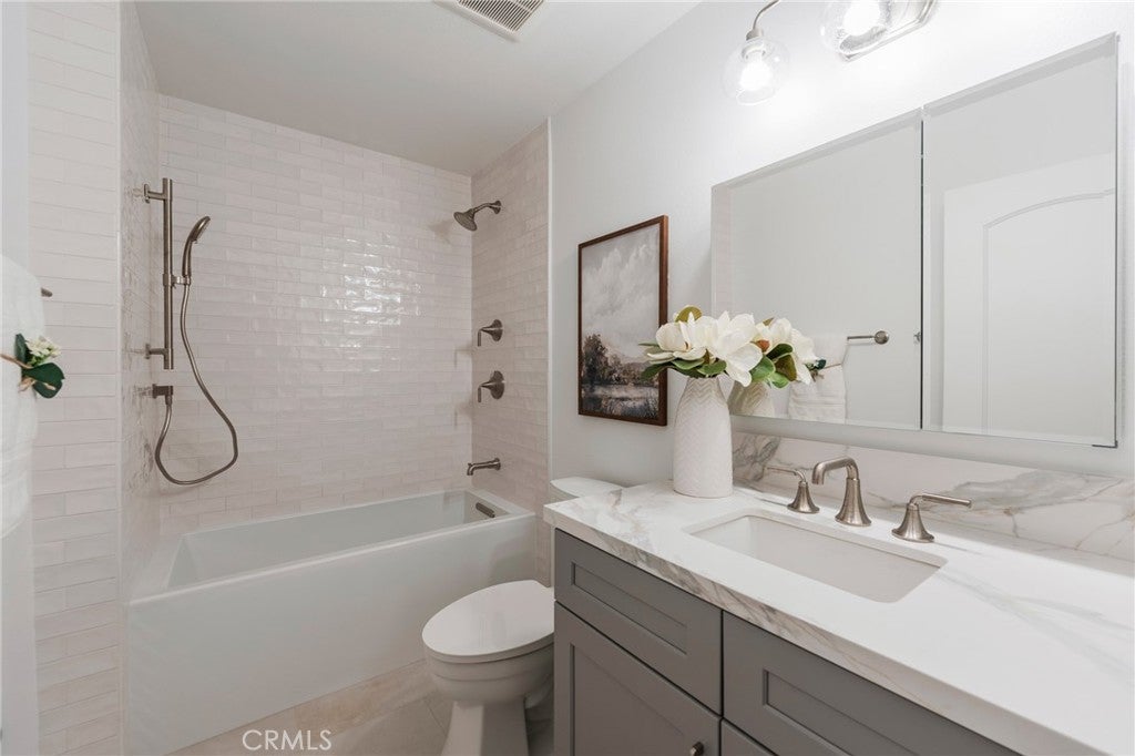 Corona Del Mar, California, 92625, United States, 3 Bedrooms Bedrooms, ,2 BathroomsBathrooms,Residential,Active,1863288