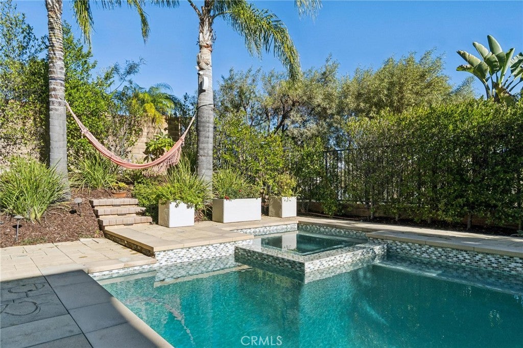 Valencia, California, 91354, United States, 6 Bedrooms Bedrooms, ,6 BathroomsBathrooms,Residential,Active,2008301