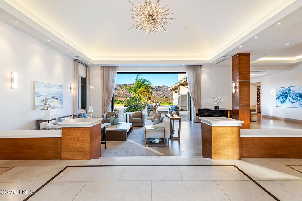 Thousand Oaks, California, 91362, United States, 6 Bedrooms Bedrooms, ,7 BathroomsBathrooms,Residential,Active,2007641