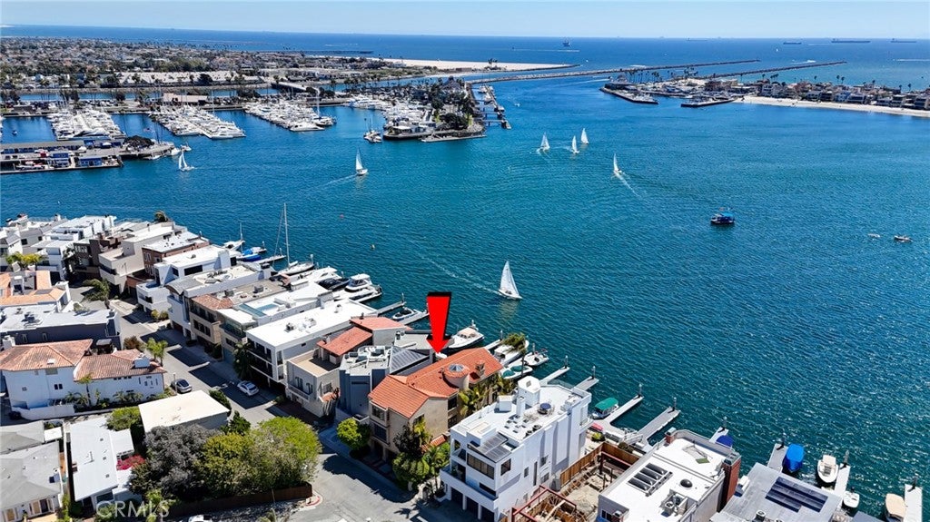 Long Beach, California, 90803, United States, 4 Bedrooms Bedrooms, ,4 BathroomsBathrooms,Residential,Active,1903219