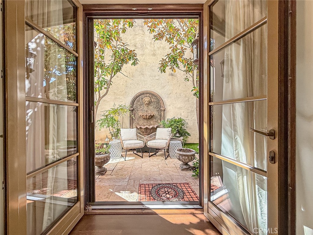 Westlake Village, California, 91361, United States, 3 Bedrooms Bedrooms, ,4 BathroomsBathrooms,Residential,Active,1985851