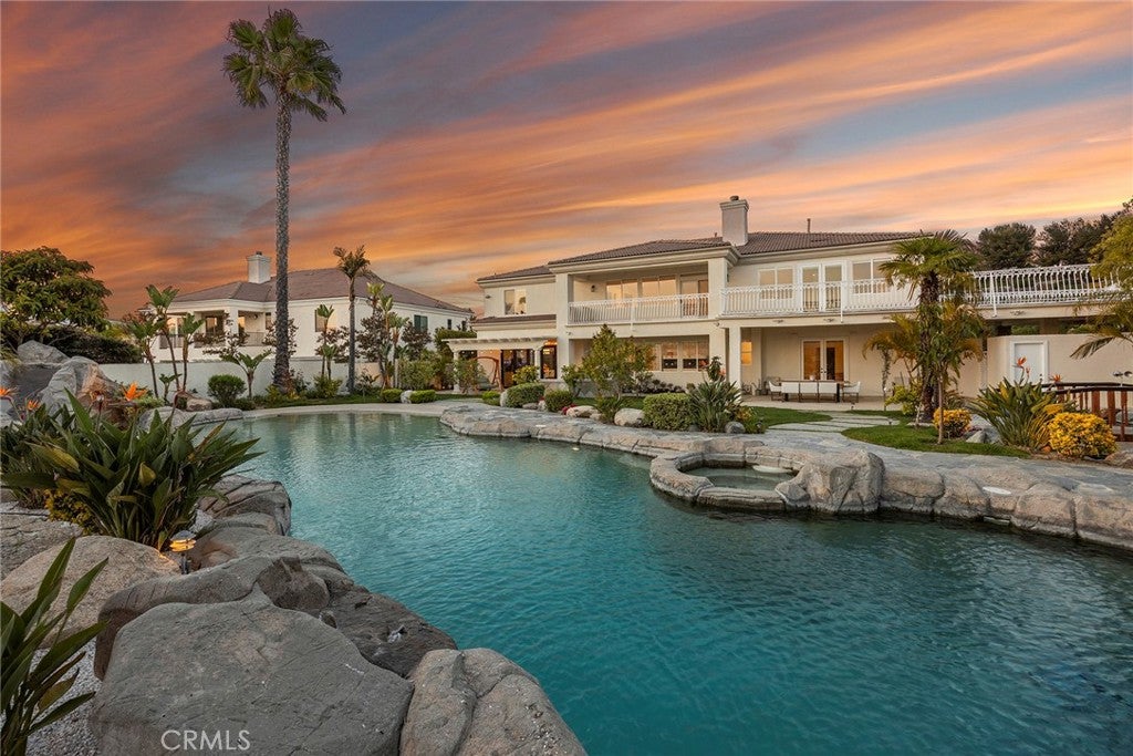 Rowland Heights, California, 91748, United States, 5 Bedrooms Bedrooms, ,6 BathroomsBathrooms,Residential,Pending,1986868