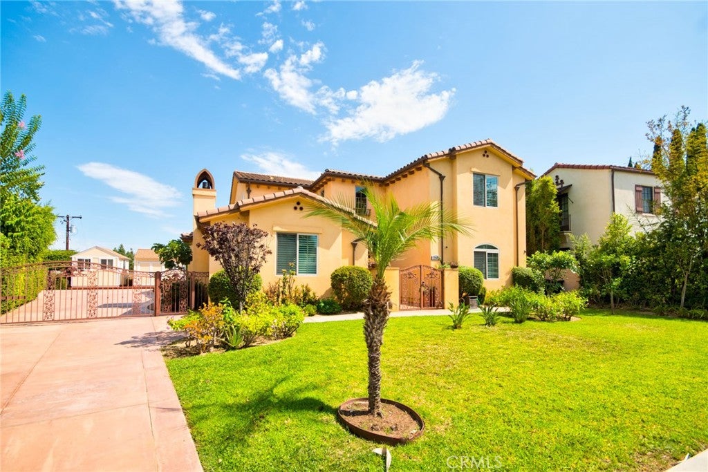 Alhambra, California, 91801, United States, 4 Bedrooms Bedrooms, ,4 BathroomsBathrooms,Residential,Active,1934800