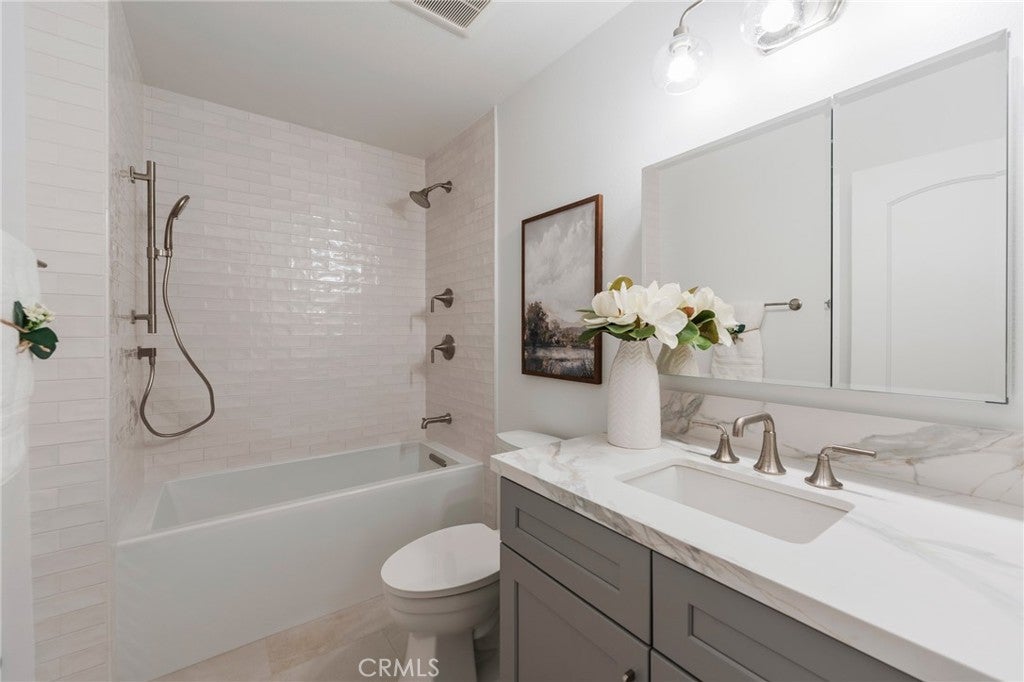 Corona Del Mar, California, 92625, United States, 3 Bedrooms Bedrooms, ,2 BathroomsBathrooms,Residential,Active,2008348