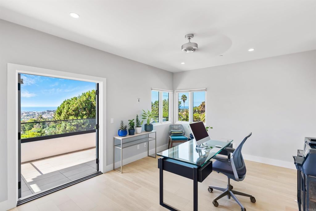 Del Mar, California, 92014, United States, 5 Bedrooms Bedrooms, ,6 BathroomsBathrooms,Residential,Active,2011441