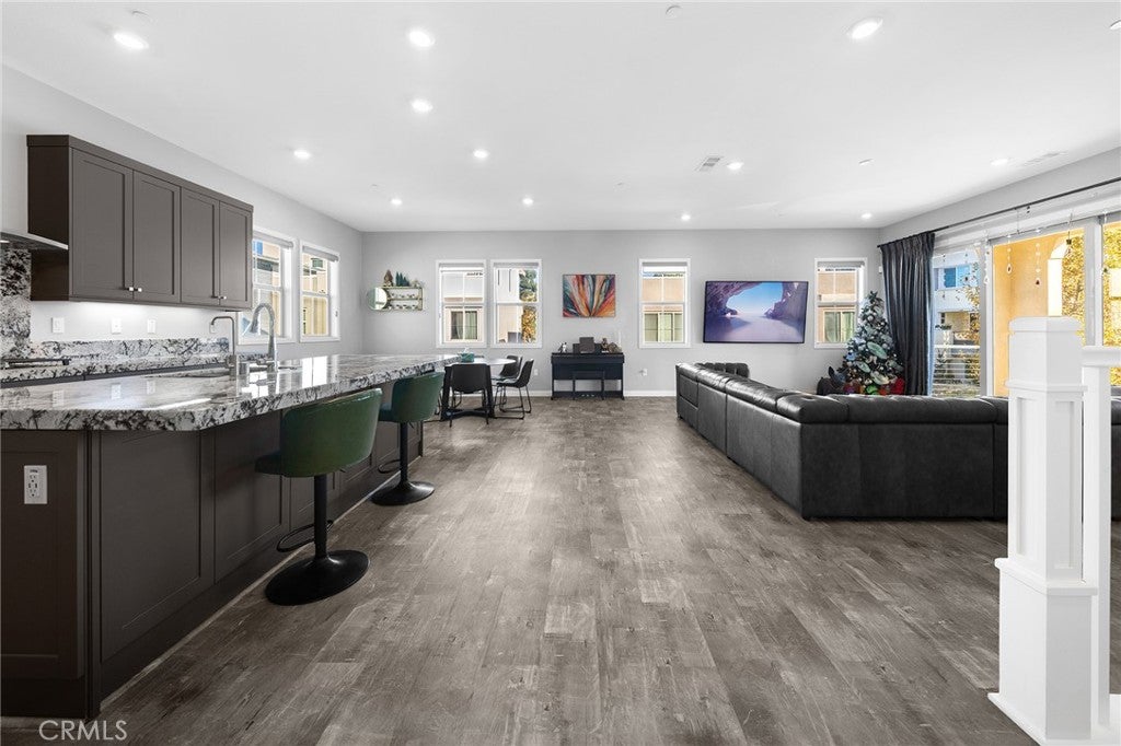 Irvine, California, 92618, United States, 3 Bedrooms Bedrooms, ,3 BathroomsBathrooms,Residential,Active,2006869