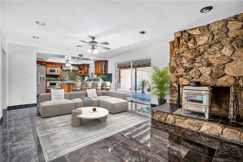 Granada Hills, California, 91344, United States, 5 Bedrooms Bedrooms, ,4 BathroomsBathrooms,Residential,Active,1929698