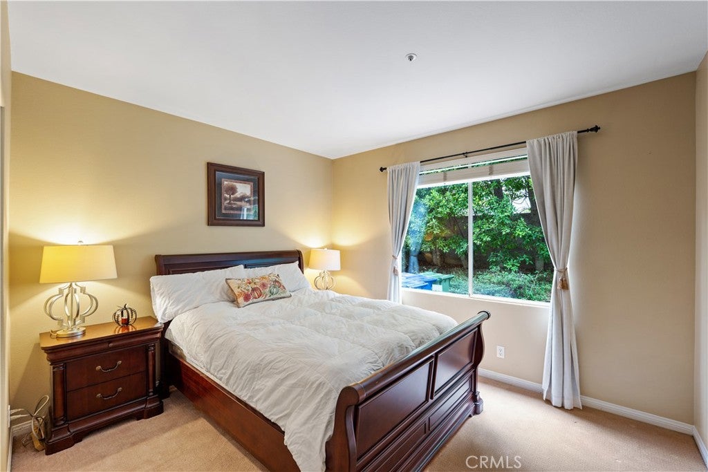 Granada Hills, California, 91344, United States, 5 Bedrooms Bedrooms, ,3 BathroomsBathrooms,Residential,Active,1952998
