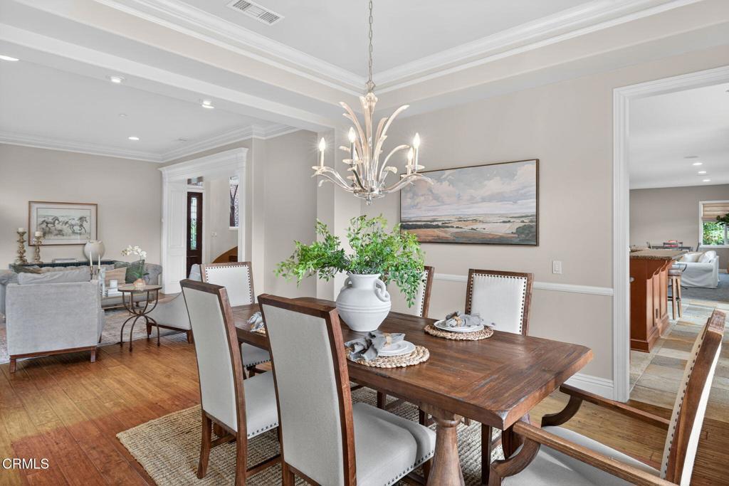 Camarillo, California, 93012, United States, 5 Bedrooms Bedrooms, ,6 BathroomsBathrooms,Residential,Active,2006970