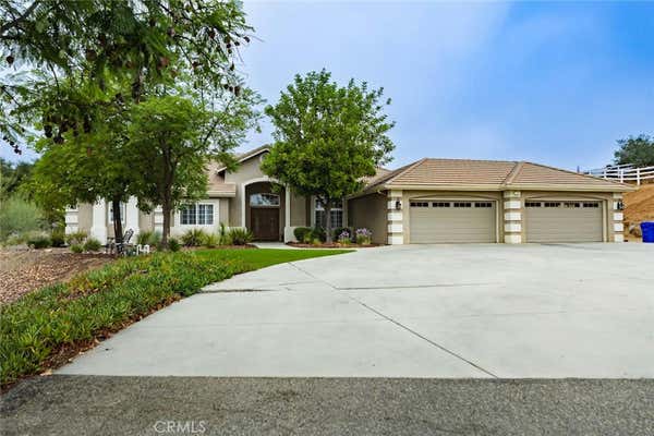 30030 MCKENNA HEIGHTS CT, VALLEY CENTER, CA 92082 - Image 1