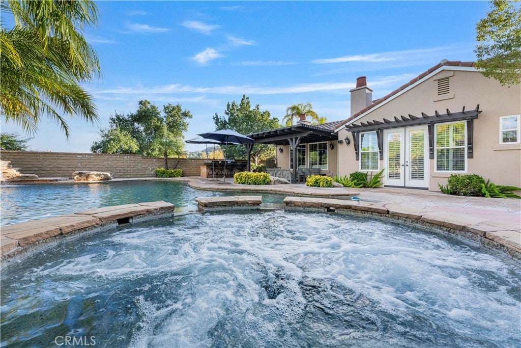 Valencia, California, 91381, United States, 5 Bedrooms Bedrooms, ,4 BathroomsBathrooms,Residential,Active,2007929