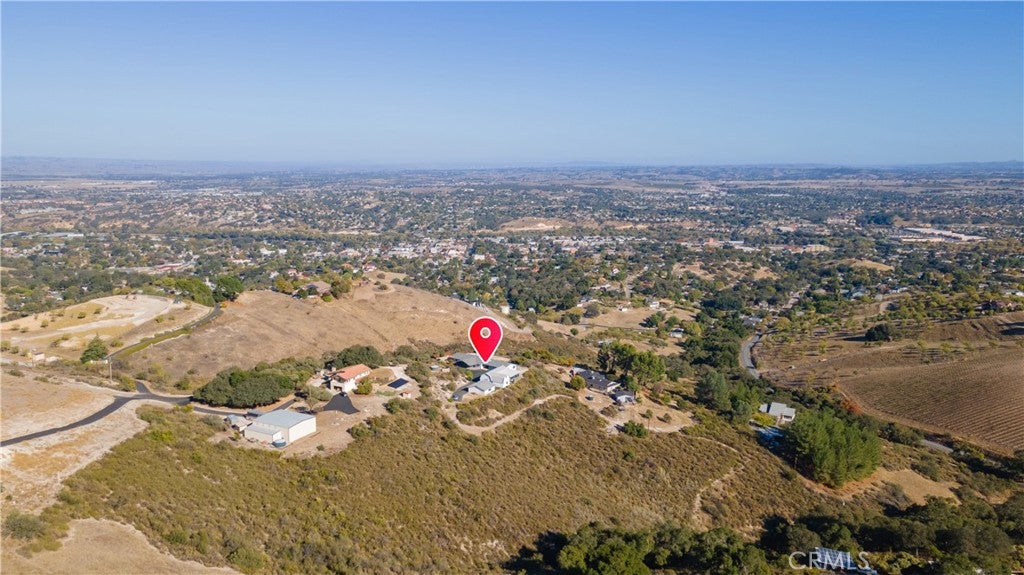 Paso Robles, California, 93446, United States, 3 Bedrooms Bedrooms, ,4 BathroomsBathrooms,Residential,Active,1970943