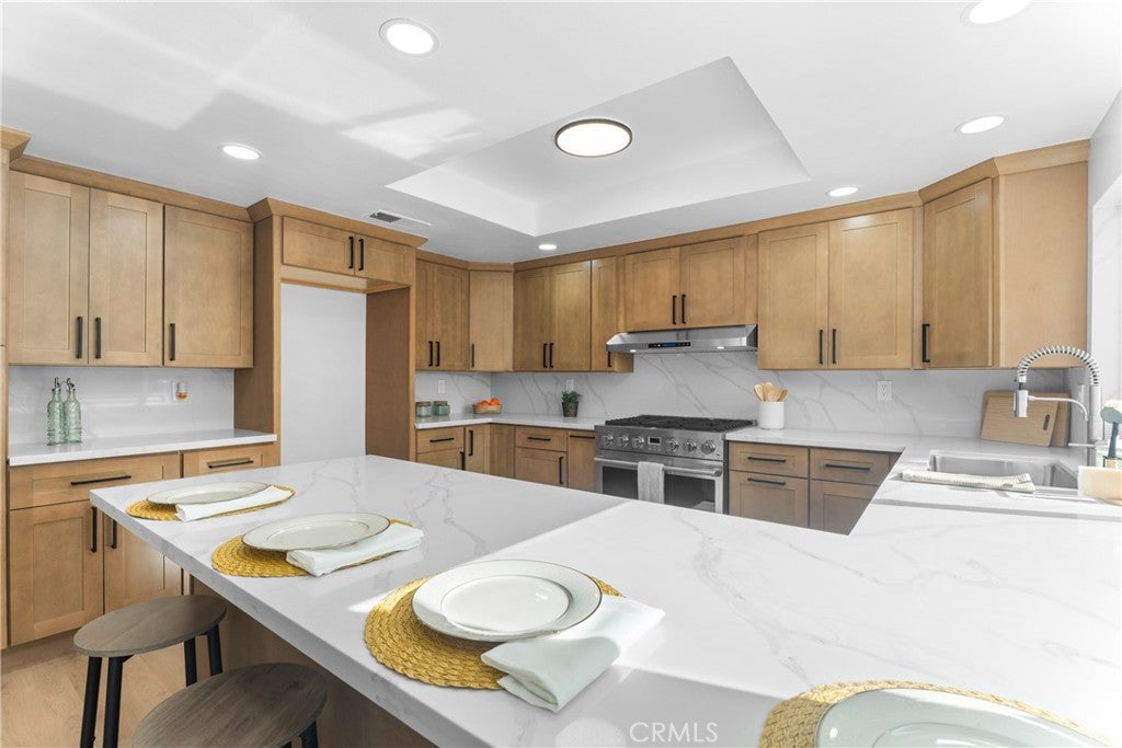 Lake Forest, California, 92630, United States, 5 Bedrooms Bedrooms, ,3 BathroomsBathrooms,Residential,Active,2002616