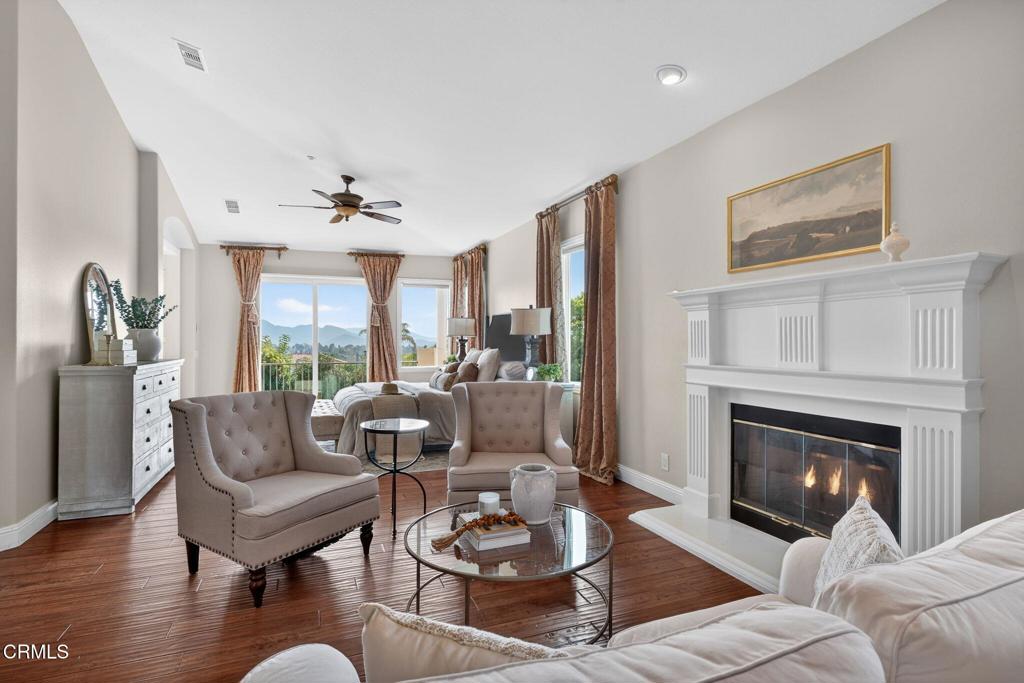 Camarillo, California, 93012, United States, 5 Bedrooms Bedrooms, ,6 BathroomsBathrooms,Residential,Active,2006970