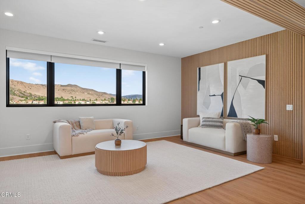 Porter Ranch, California, 91326, United States, 5 Bedrooms Bedrooms, ,6 BathroomsBathrooms,Residential,Active,1965808