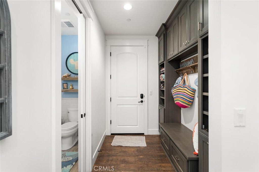 Oroville, California, 95965, United States, ,5 BathroomsBathrooms,Residential,Active,1702211