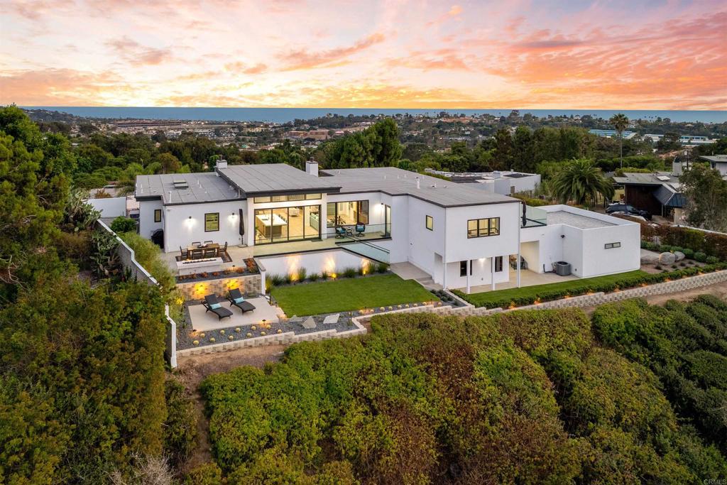 Del Mar, California, 92014, United States, 5 Bedrooms Bedrooms, ,6 BathroomsBathrooms,Residential,Active,1988452