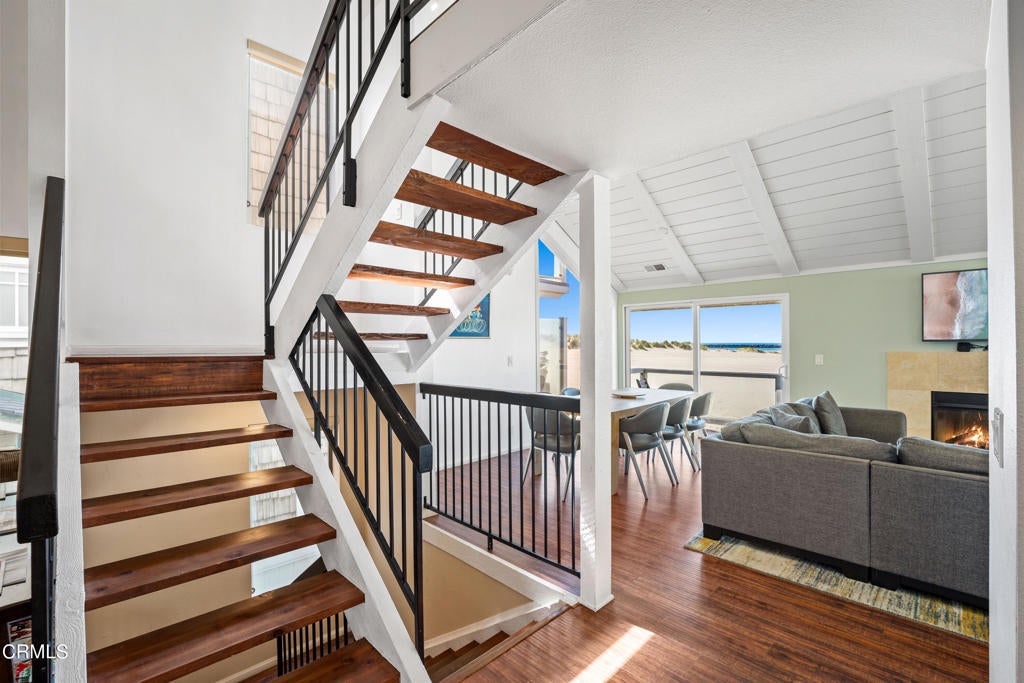 Oxnard, California, 93035, United States, 3 Bedrooms Bedrooms, ,3 BathroomsBathrooms,Residential,Active,1973527