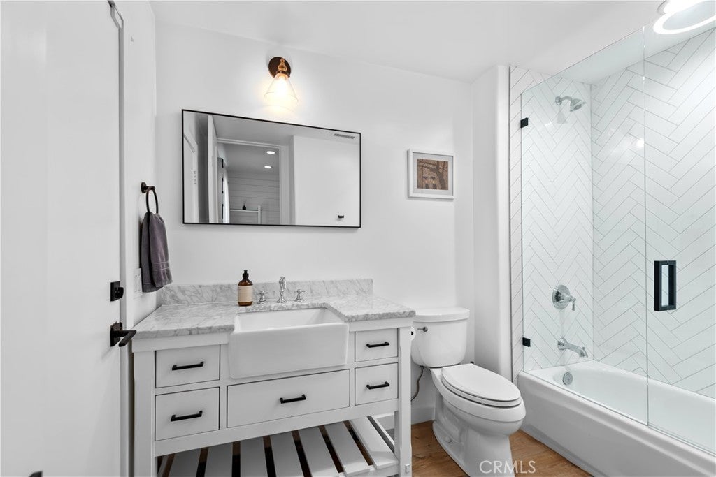 Calabasas, California, 91302, United States, 5 Bedrooms Bedrooms, ,5 BathroomsBathrooms,Residential,Active,1806958