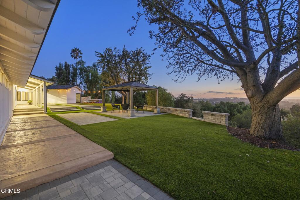 Camarillo, California, 93010, United States, 4 Bedrooms Bedrooms, ,5 BathroomsBathrooms,Residential,Active,1944013