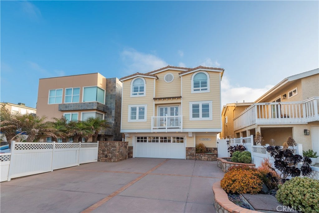 Oxnard, California, 93035, United States, ,4 BathroomsBathrooms,Residential,Active,1839447