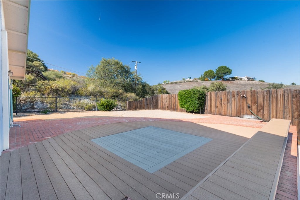 Paso Robles, California, 93446, United States, 3 Bedrooms Bedrooms, ,4 BathroomsBathrooms,Residential,Active,1970943