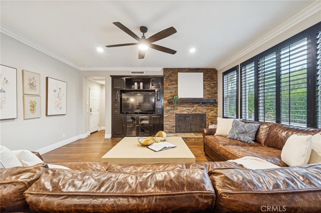 Valencia, California, 91354, United States, 6 Bedrooms Bedrooms, ,6 BathroomsBathrooms,Residential,Active,2008301